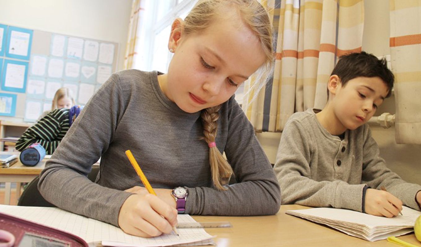 Foto: Heidi M. Skjebstad Elever arbeider i klasserom. (Foto: Heidi M. Skjebstad)